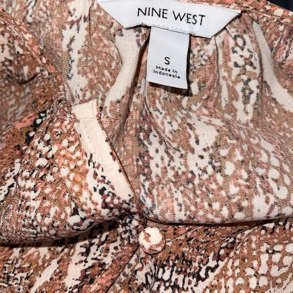 Nine West Snake Print Blouse Button Down - Size Small - Picture 6 of 6